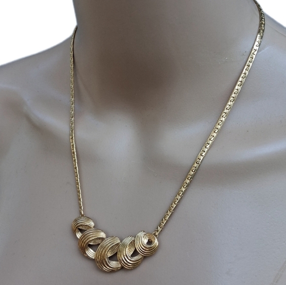 Vintage Avon Gold-Tone Ribbon Necklace - Picture 2 of 7